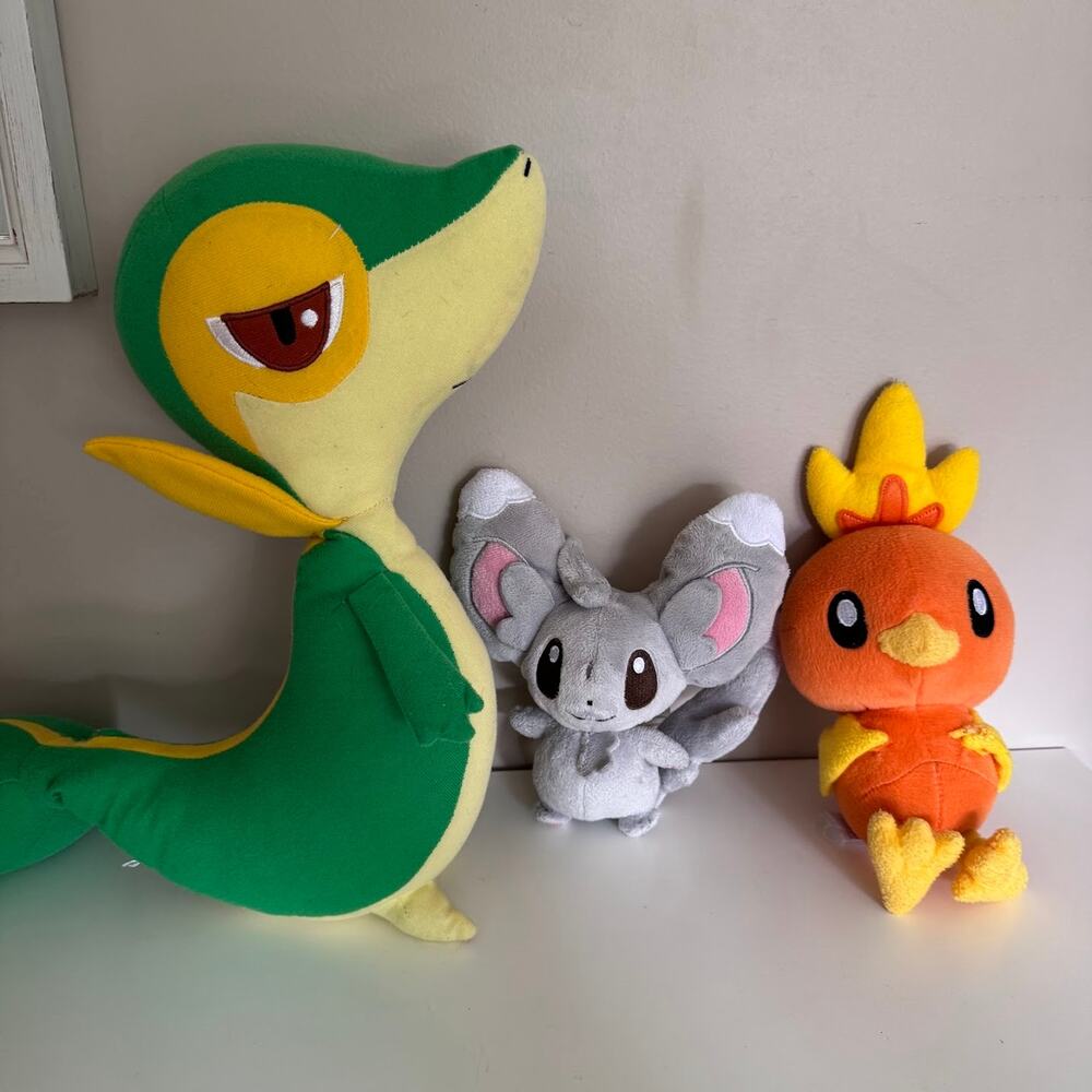Pokemon Plush Stuffed Animal Lot - Snivy, Minccino, Torchic